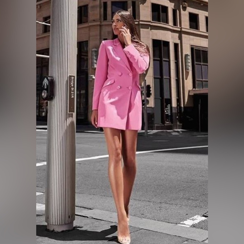Stylish Pink Double-Breasted Blazer Dress